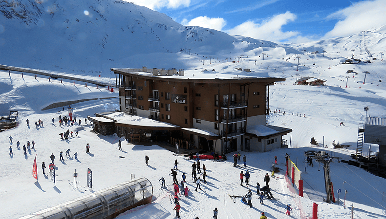 Arc 2000 is het hoogste dorp van skigebied Les Arcs © WintersportFrankrijkGids.nl