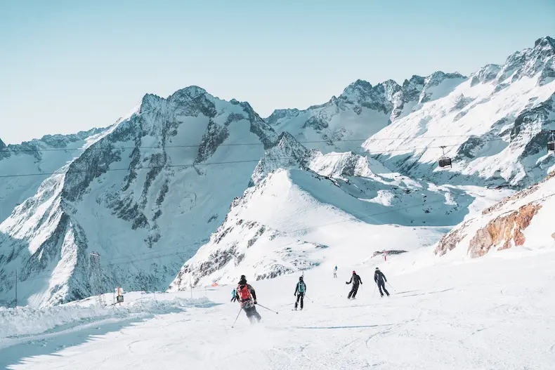 Skiën in Les Deux Alpes (skigebied Les 2 Alpes): informatie en aanbiedingen 5 In Les 2 Alpes kun je skiën tot 3600 meter hoogte. © Pyrène Duffau / Les 2 Alpes