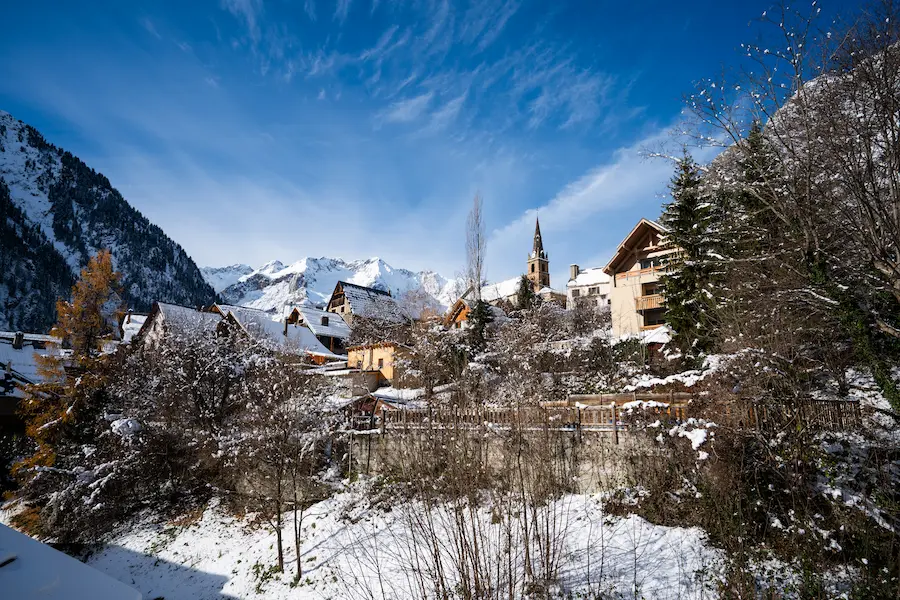 Venosc biedt een betaalbaar, charmant en rustig alternatief voor Les 2 Alpes. © Pyrène Duffau / OT Les Deux Alpes